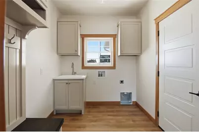 1921 Willow Creek Parkway, Chippewa Falls, WI 54729 - Photo 29