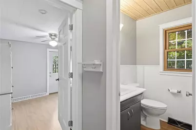 2710 Sherman Street, Eau Claire, WI 54701 - Photo 13