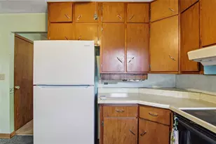 1290 Co Rd F, Eau Claire, WI 54703 - Photo 11