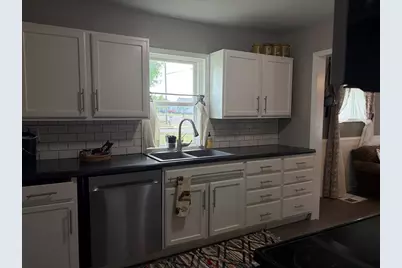 1307 Barron Street, Eau Claire, WI 54703 - Photo 9