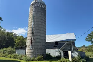 W28324 Rainey Valley Rd, Arcadia, WI 54612 - Photo 9