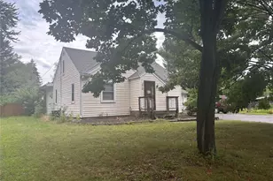 1313 Matthews Rd, Menomonie, WI 54751 - Photo 5