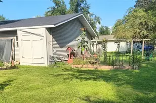 24174 Sixth St, Trempealeau, WI 54661 - Photo 5