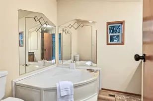 3107 W Folsom St, Eau Claire, WI 54703 - Photo 21