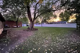 3336 Trimble St, Eau Claire, WI 54701 - Photo 9