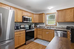 61 Westbrook Dr, Bloomer, WI 54724 - Photo 9
