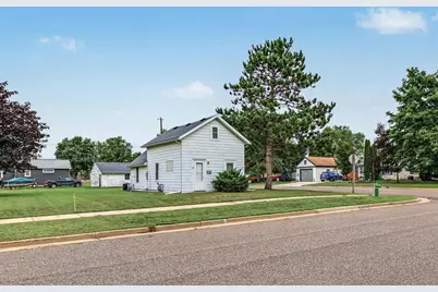1134 Water St, Chippewa Falls, WI 54729 - Photo 5