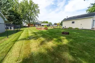 548 W Hudson St, Mondovi, WI 54755 - Photo 35