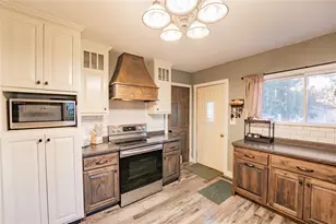 423 Bates St, Cornell, WI 54732 - Photo 13