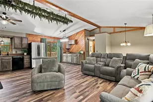 351 Pavelski Rd, Eau Claire, WI 54703 - Photo 3