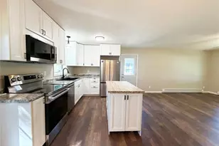 512 E Bracklin St, Rice Lake, WI 54868 - Photo 3