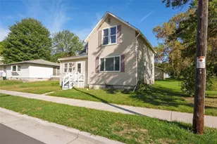 321 E 2nd Ave, Stanley, WI 54768 - Photo 3