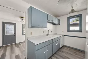 321 E 2nd Ave, Stanley, WI 54768 - Photo 15