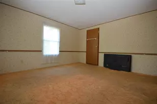 1090 375th St, Maiden Rock, WI 54750 - Photo 9