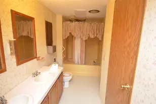 1090 375th St, Maiden Rock, WI 54750 - Photo 11