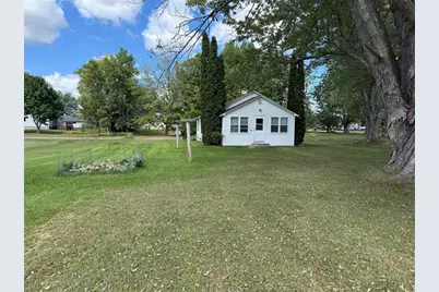 450 E Crumb Street, Gilman, WI 54433 - Photo 3