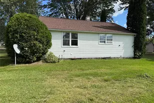 450 E Crumb St, Gilman, WI 54433 - Photo 5