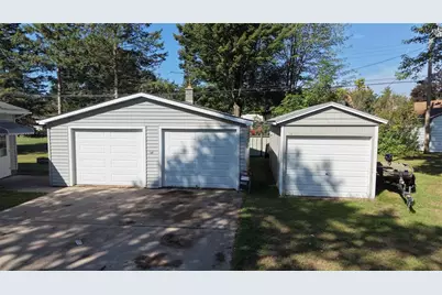 600 E 11th Street, Ladysmith, WI 54848 - Photo 3