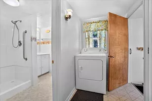 1402 E Blodgett St, Marshfield, WI 54449 - Photo 15