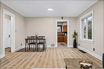 2430 Wood Street, La Crosse, WI 54603 - Photo 9