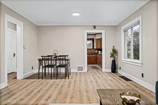 2430 Wood St, La Crosse, WI 54603 - Photo 9