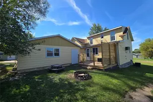 207 W 15th St, Neillsville, WI 54456 - Photo 29