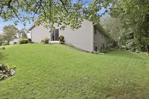 2808 Swallowtail Ct, Altoona, WI 54720 - Photo 37
