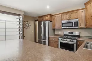 2808 Swallowtail Ct, Altoona, WI 54720 - Photo 5