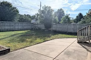 3119 Leslie Ln, Eau Claire, WI 54703 - Photo 9