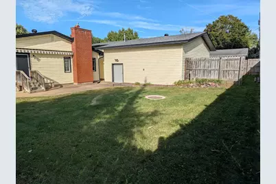 3119 Leslie Lane, Eau Claire, WI 54703 - Photo 7