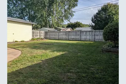 3119 Leslie Lane, Eau Claire, WI 54703 - Photo 5
