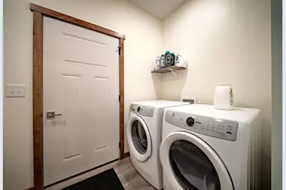 816 10th Street #1-2, Altoona, WI 54720 - Photo 39
