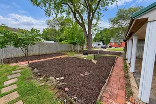 1132 Pershing St, Eau Claire, WI 54703 - Photo 29