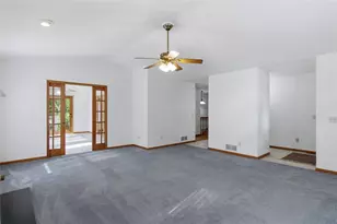 328 Marshall St, Chippewa Falls, WI 54729 - Photo 5