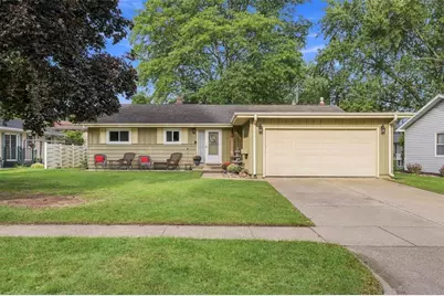 2810 Sherman Street, Eau Claire, WI 54701 - Photo 1