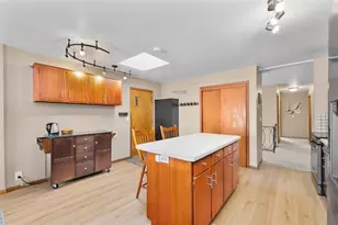2810 Sherman St, Eau Claire, WI 54701 - Photo 9