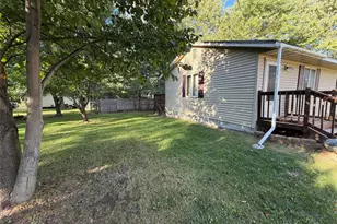 232 Central St, Cadott, WI 54727 - Photo 7
