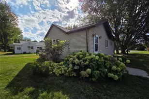 W5587 Davlin St, Sheldon, WI 54766 - Photo 21