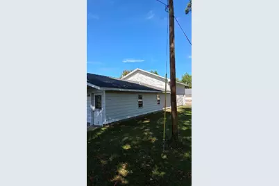 813 W Main Street, Augusta, WI 54722 - Photo 3