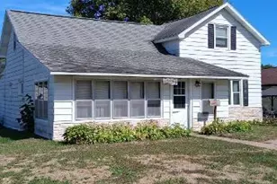 813 W Main St, Augusta, WI 54722 - Photo 1