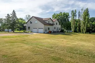 749 Madison St, Stanley, WI 54768 - Photo 3