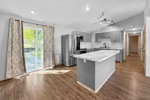 3019 Leslie Ln, Eau Claire, WI 54703 - Photo 7