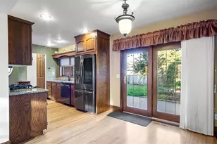 2017 11th St, Eau Claire, WI 54703 - Photo 17