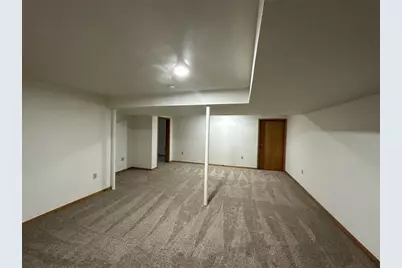 2610 Mont Claire Road, Eau Claire, WI 54703 - Photo 43
