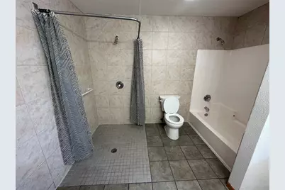 2610 Mont Claire Road, Eau Claire, WI 54703 - Photo 11