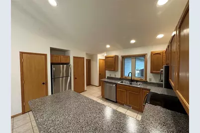 2610 Mont Claire Road, Eau Claire, WI 54703 - Photo 5