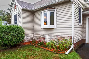 2908 6th St, Eau Claire, WI 54703 - Photo 3