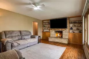 216 17th St, Menomonie, WI 54751 - Photo 9