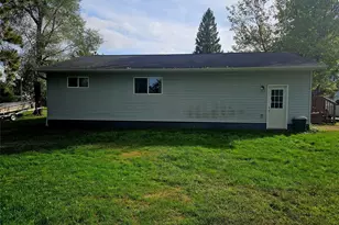 35 W Franklin Ave, Barron, WI 54812 - Photo 5
