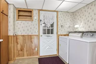 529 W Maple St, Stanley, WI 54768 - Photo 7